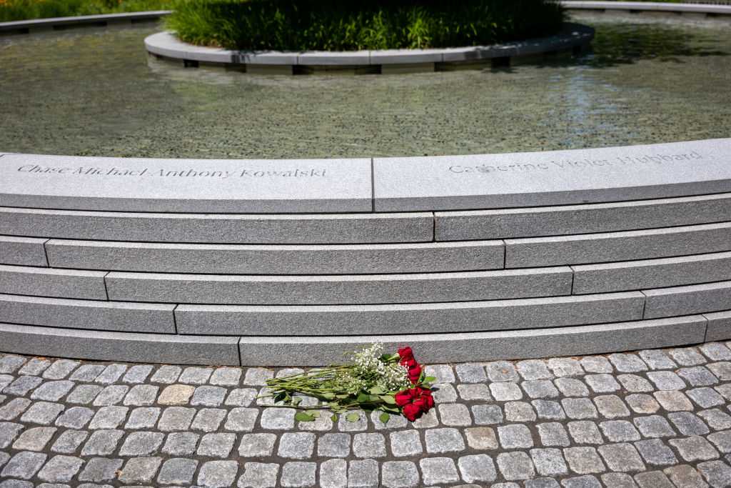 Sandy Hook families urge Supreme Court to uphold state and local bans on AR-15-style rifles — Germantown Community news